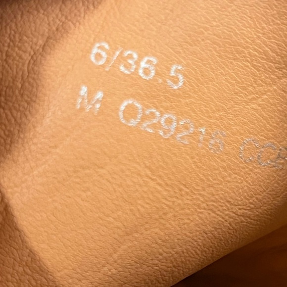 Kor-Ease Studded Peep Toe Wooden Clog Sandals Size EU 36.5/US 6 - Picture 6 of 6